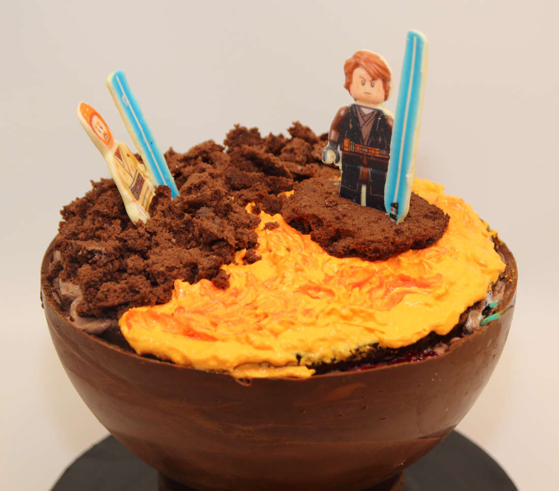 Cake with Star Wars characters