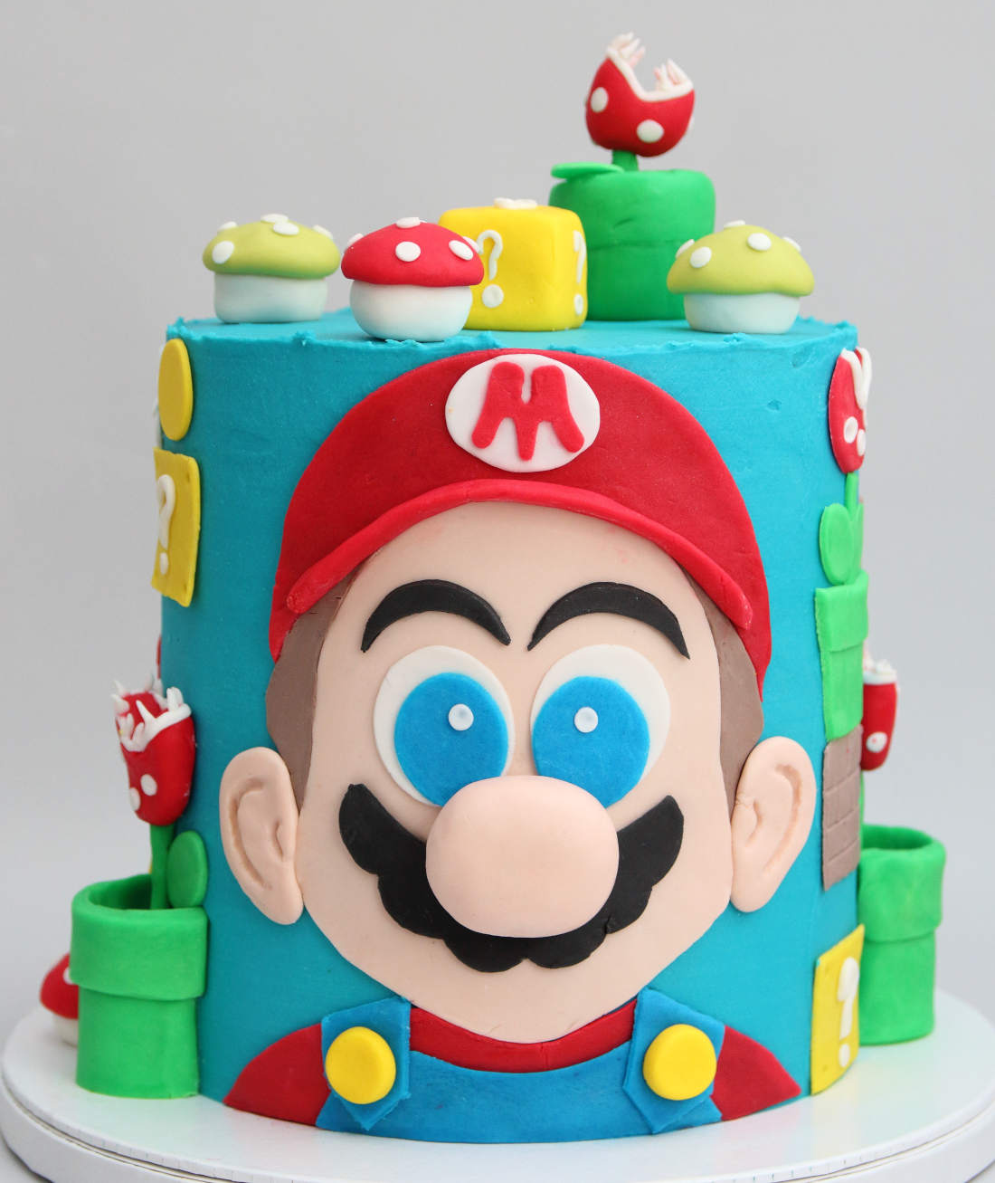Mario cake - a delicious birthday gift