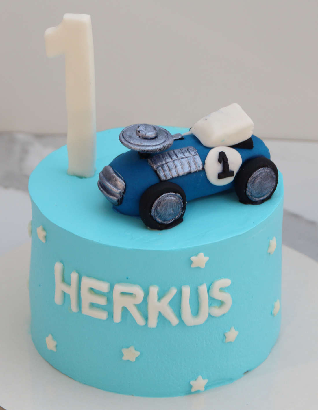  Tortas Su Automobiliu Vaik Ir Suaugusi j Gimtadieniams Vilniuje