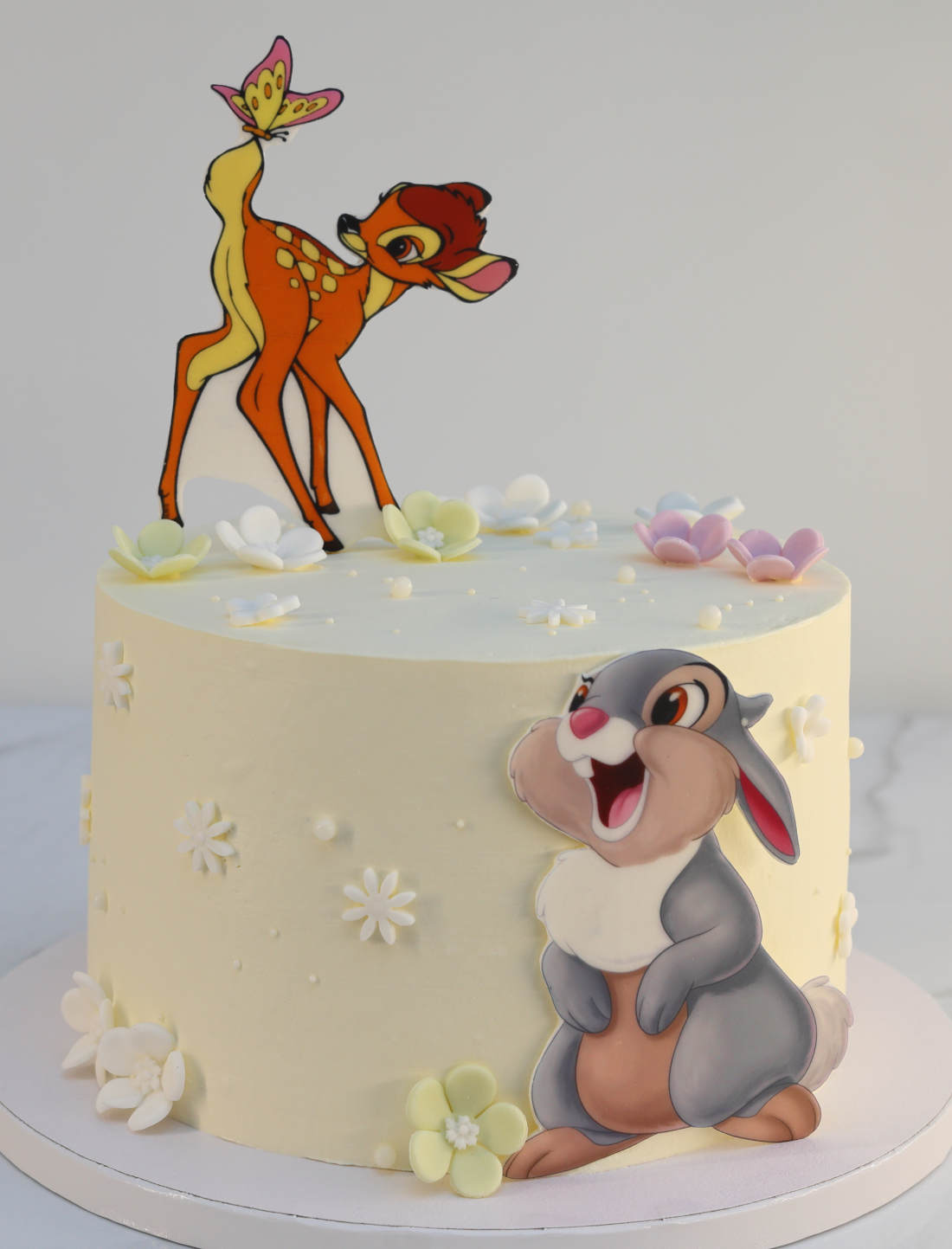 Bembis tortas su elniuku ir kiškiu