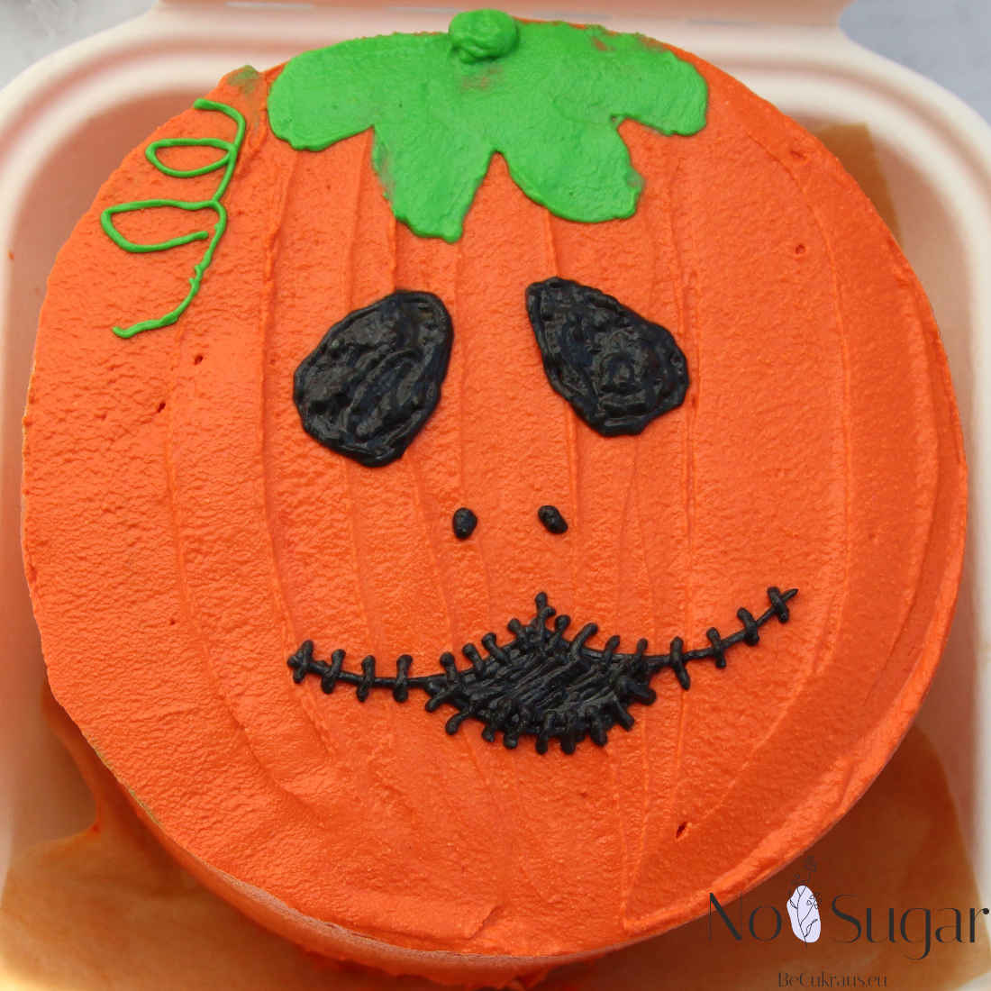 Halloween pumpkin bento cake