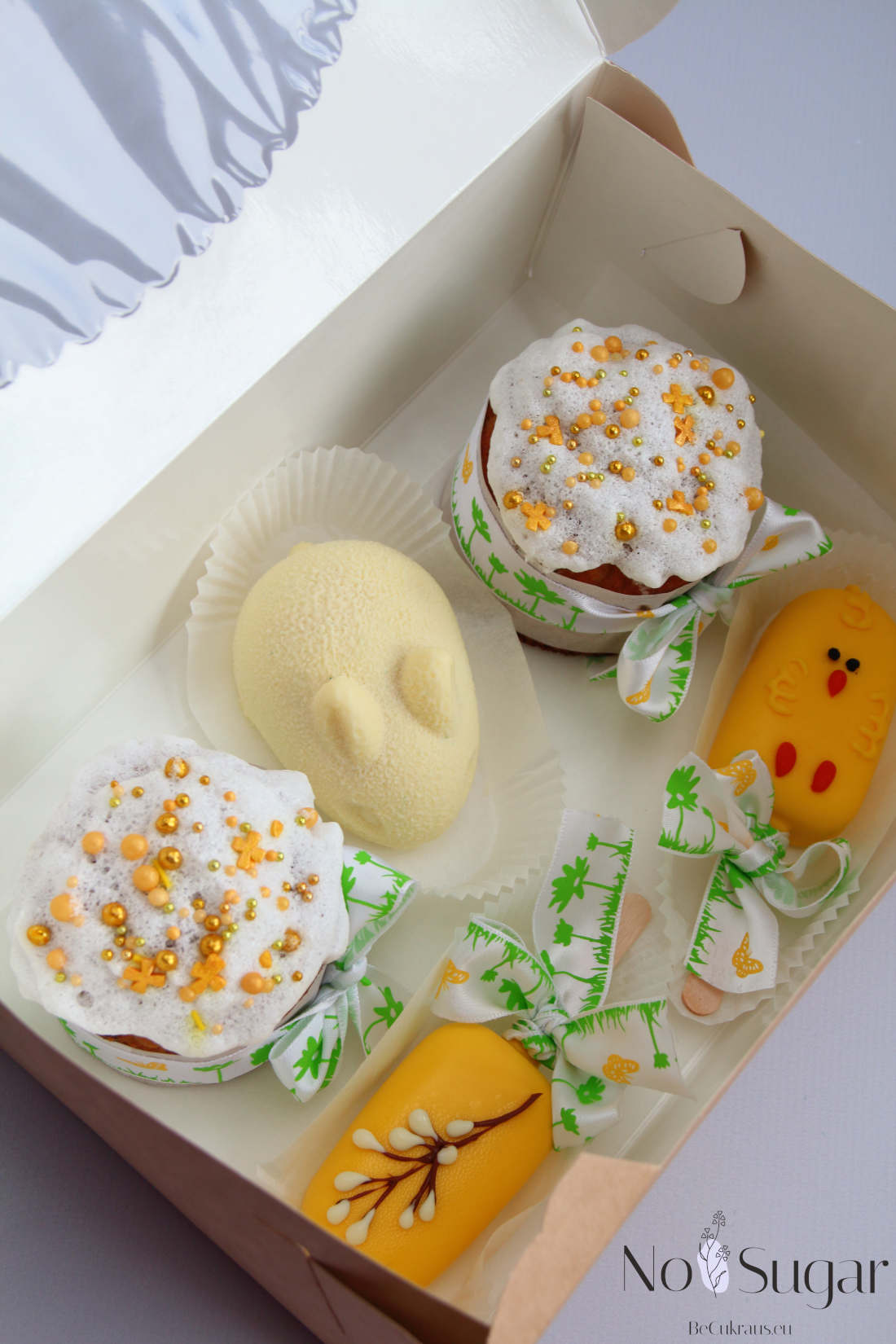 Gift box for Easter cake and sugar-free cakes