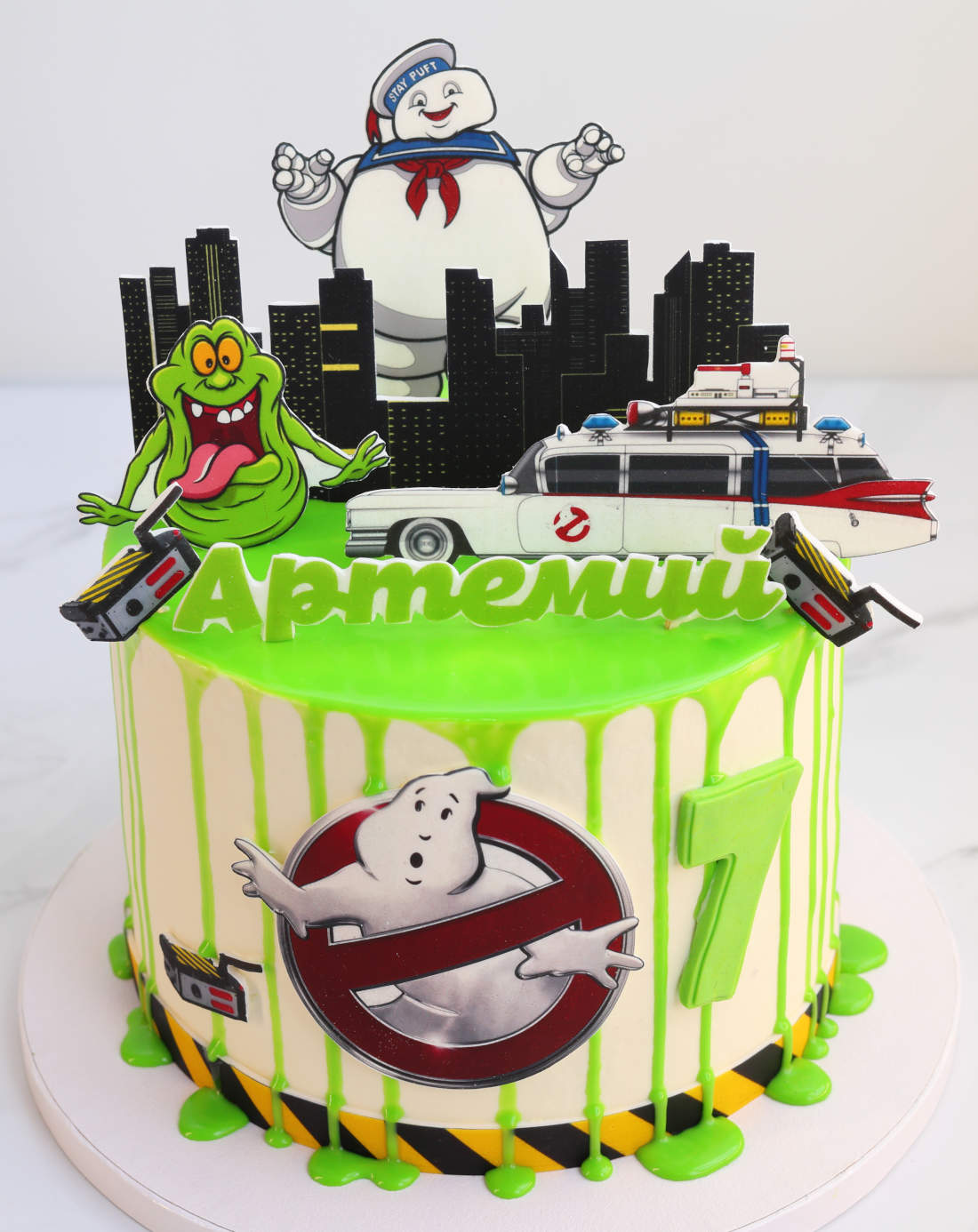 Торт с привидениями для дня рождения мальчика