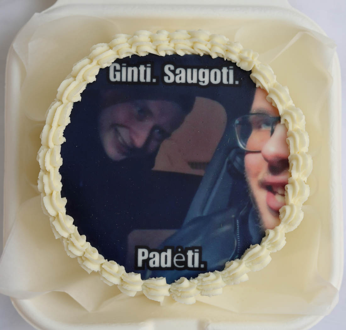 Ginti, saugoti, padėti