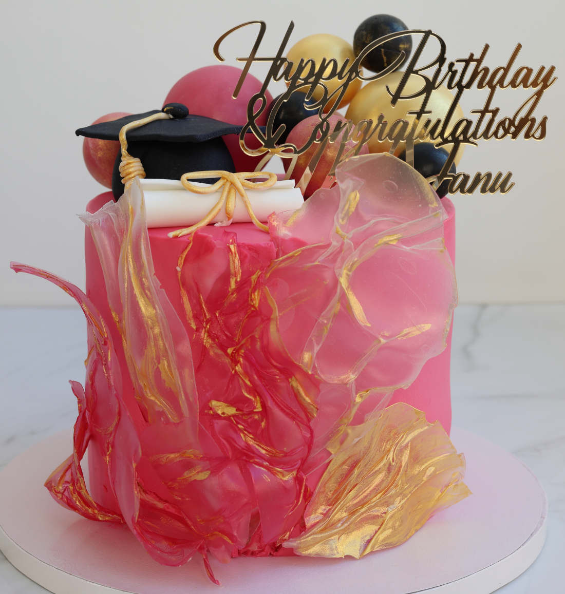 Cake with a square cap - a birthday gift for a professor