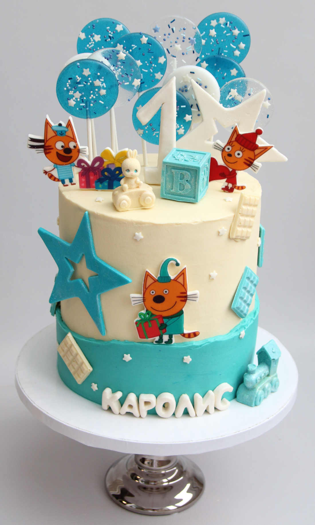 Kid-E-Cats cake with Cookie, Pudding and Candy