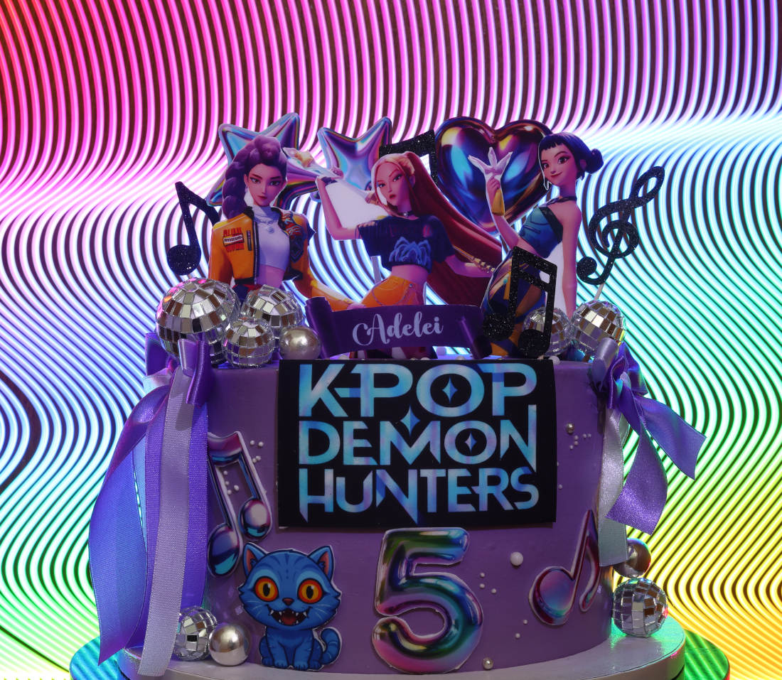 Tortas 5-metei mergaitei KPop Demon Hunters stiliumi