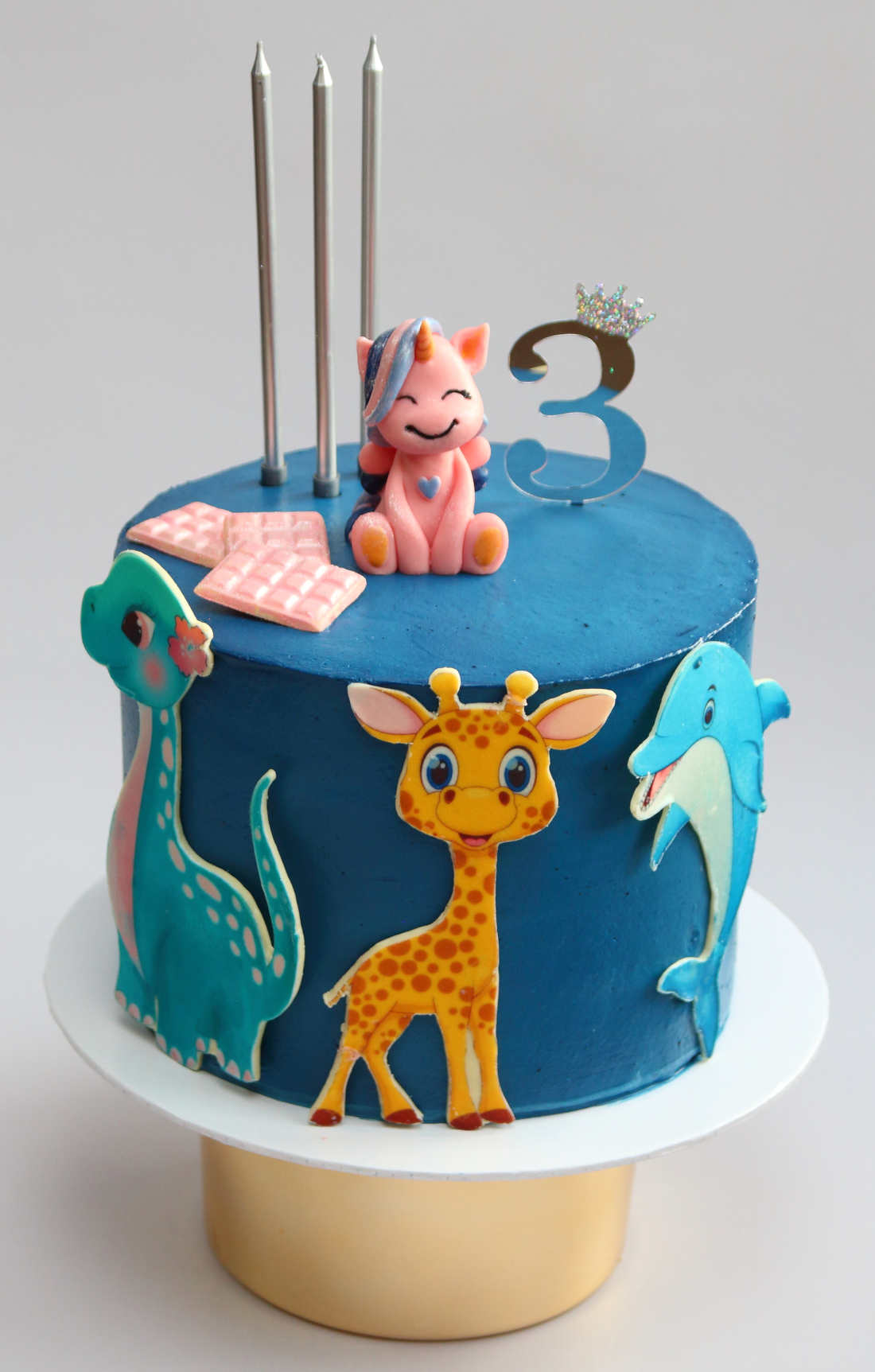 Pink unicorn on a cake for a girl's birthday