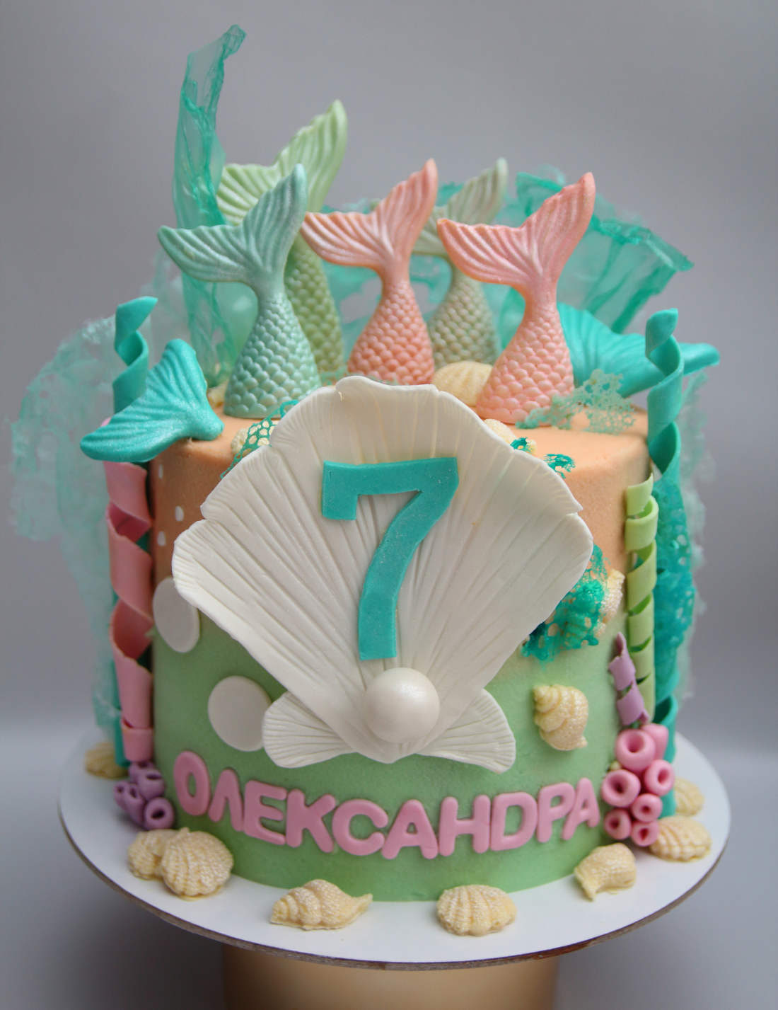Jūros tematikos tortas mergaitės gimtadieniui