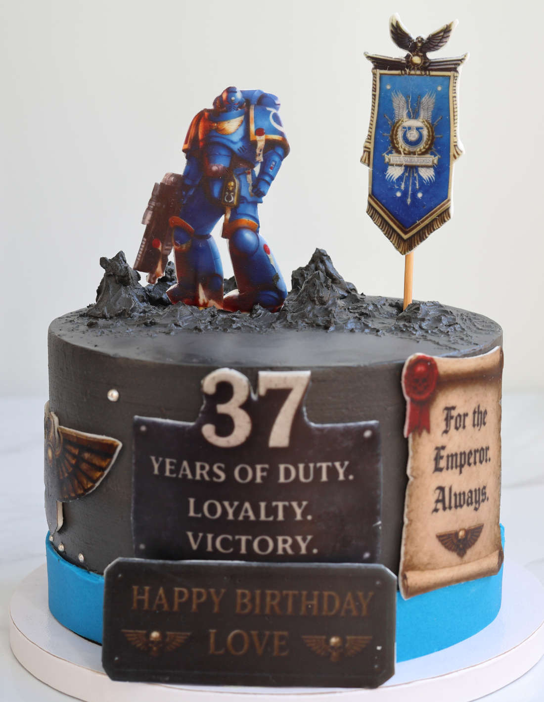 Warhammer cake for your beloved man
