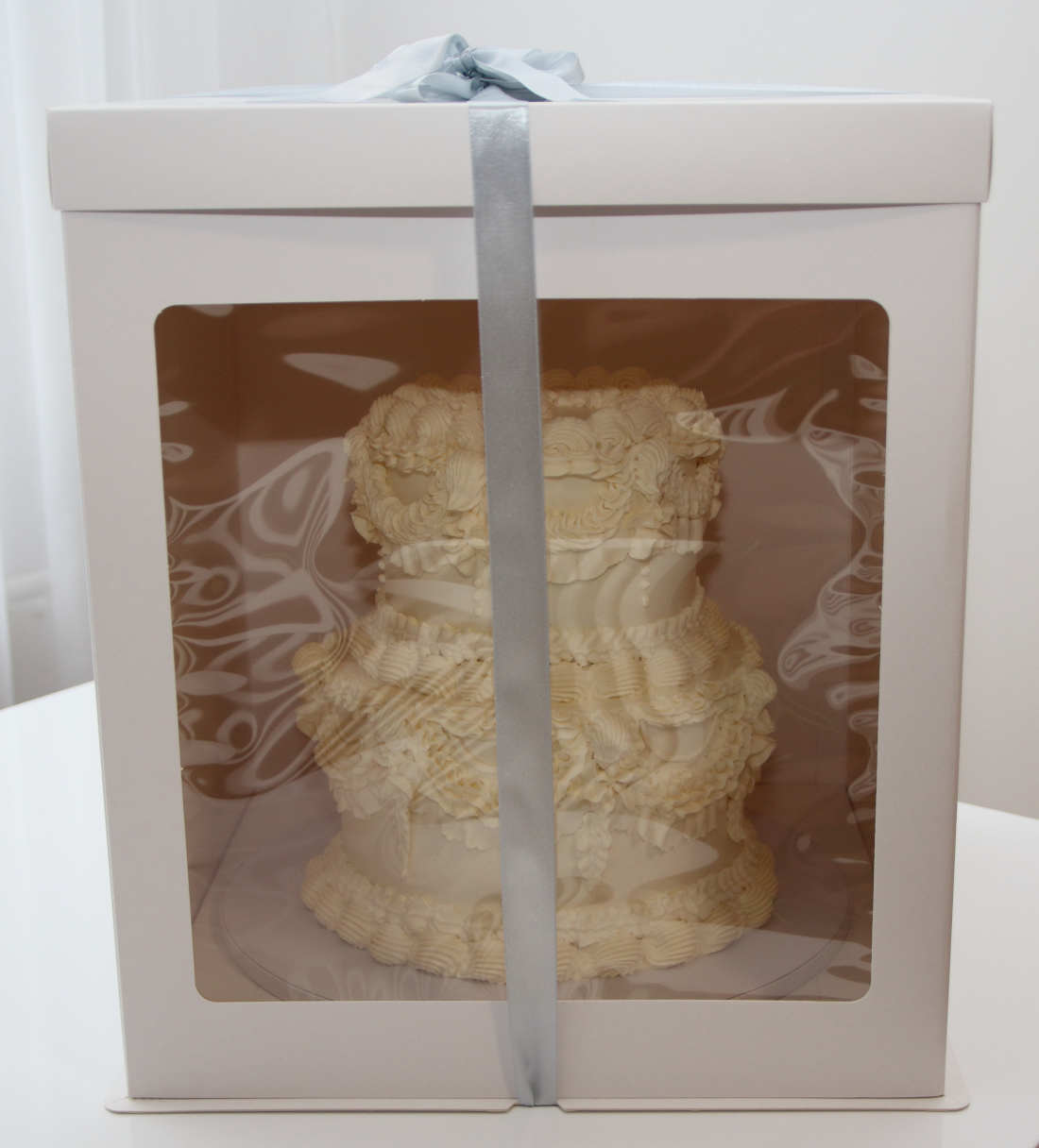 Wedding cake packaging in Vilnius